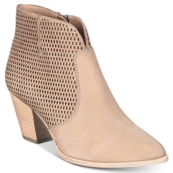 Frye Jennifer Taupe Leather Lace Cutout Ankle Booties 7 ✨ EUC - Picture 1 of 16